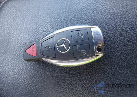 2018 Mercedes-Benz Cla 250 4Matic z USA, uszkodzony, nr VIN WDDSJ4GB6JN638901